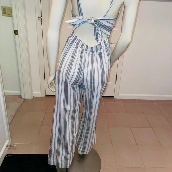 Japna Wide Leg Cropped Jumpsuit w/ Back Cutout and bow green & white size M - Picture 10 of 16